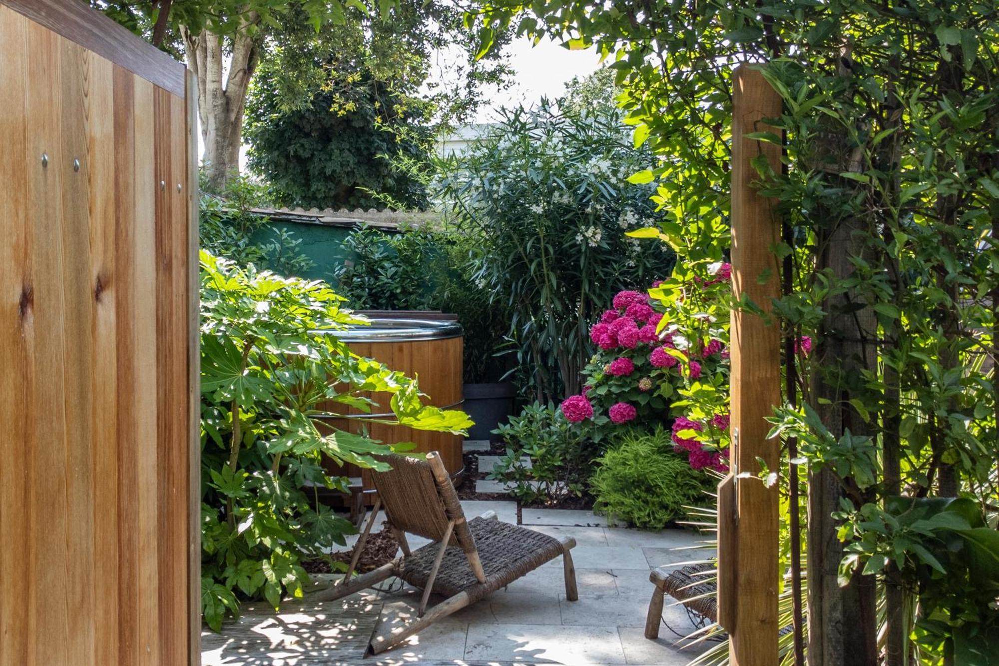 Escale Rochelaise B&B, Spa Bain Nordique Et Sauna Tonneau Ла-Рошель Экстерьер фото